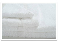 20" x 40" 5.5 lb. Oxford Gold Cam White Hotel Bath Towel